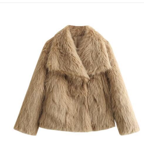 Liv fluffy coat