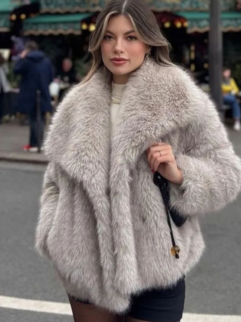 Liv fluffy coat