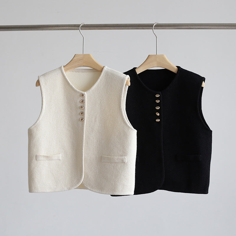 Cato buckle knitted vest