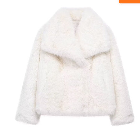 Liv fluffy coat