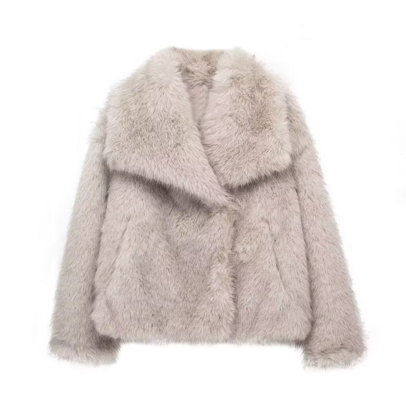 Liv fluffy coat